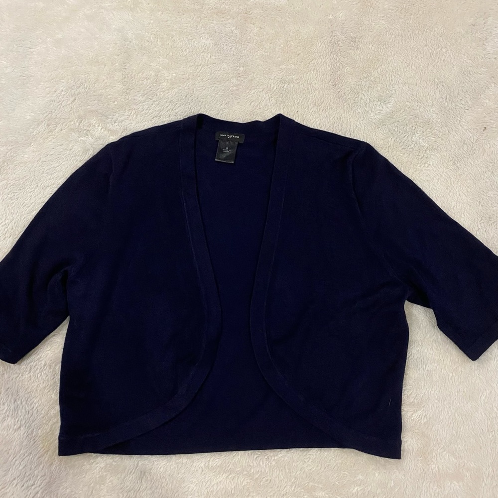 Ann Taylor Women’s Navy Sweater size Small